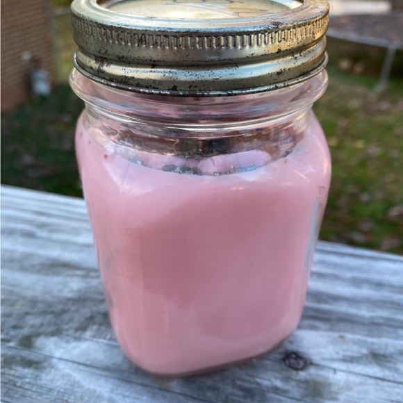 Candle - Picture 1 of 2